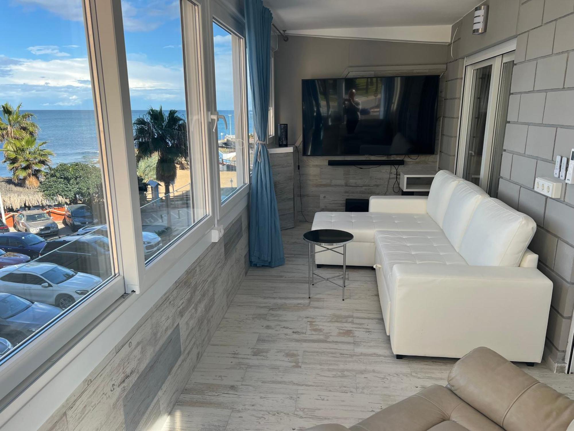 La Mata Apartment On The First Line Of The Sea تورّيفيِخا المظهر الخارجي الصورة